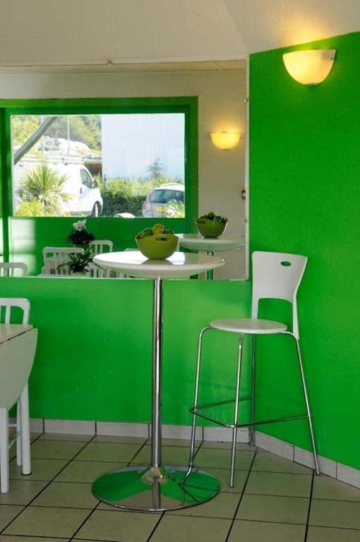 Lemon Hotel Tarascon Εξωτερικό φωτογραφία